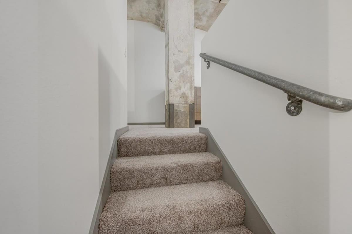 2Br 2Ba Spacious Historic Loft With Gym By Envitae Kansas City Kültér fotó